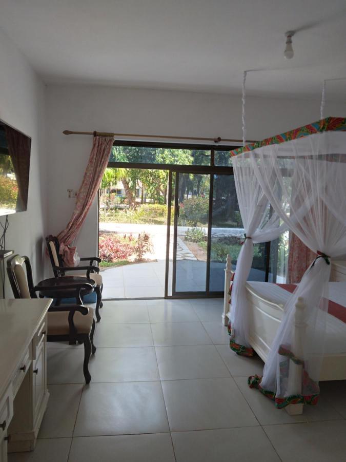 Coconut Tree Village Beach Resort Uroa Εξωτερικό φωτογραφία