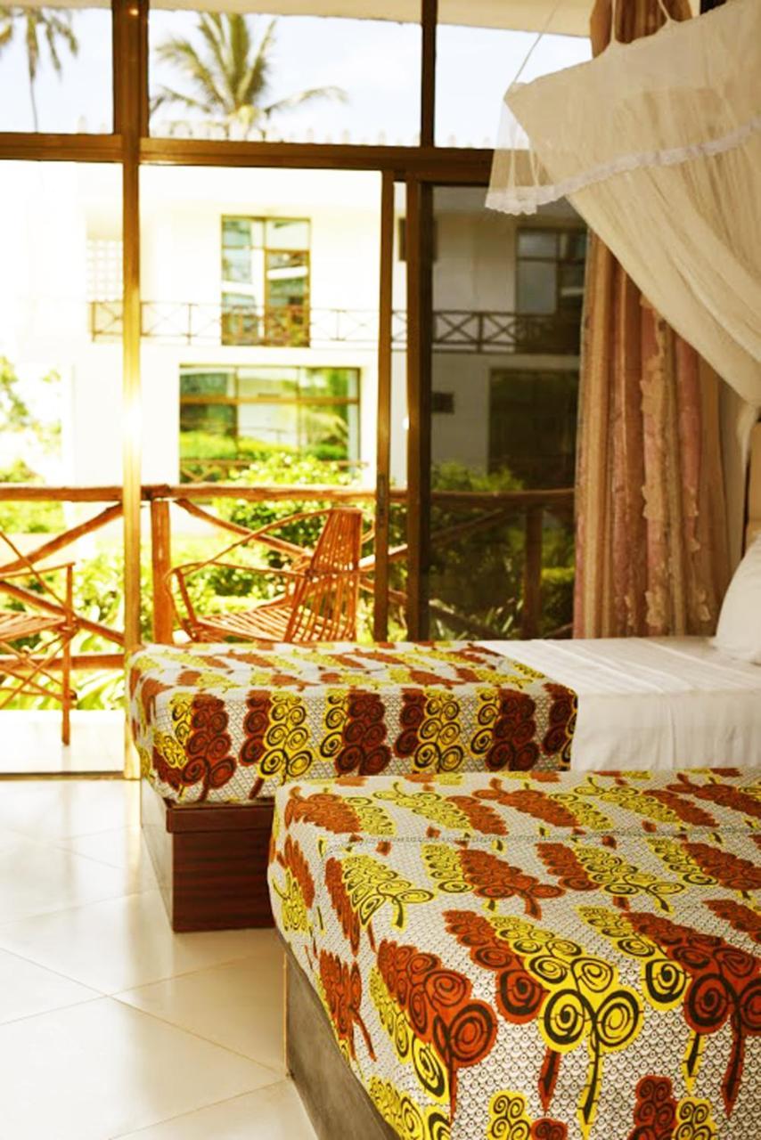 Coconut Tree Village Beach Resort Uroa Εξωτερικό φωτογραφία